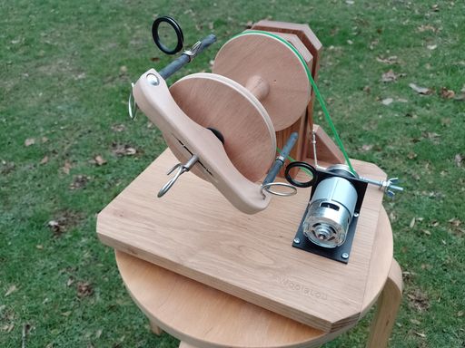 Electric spinning wheel (e-spinner)